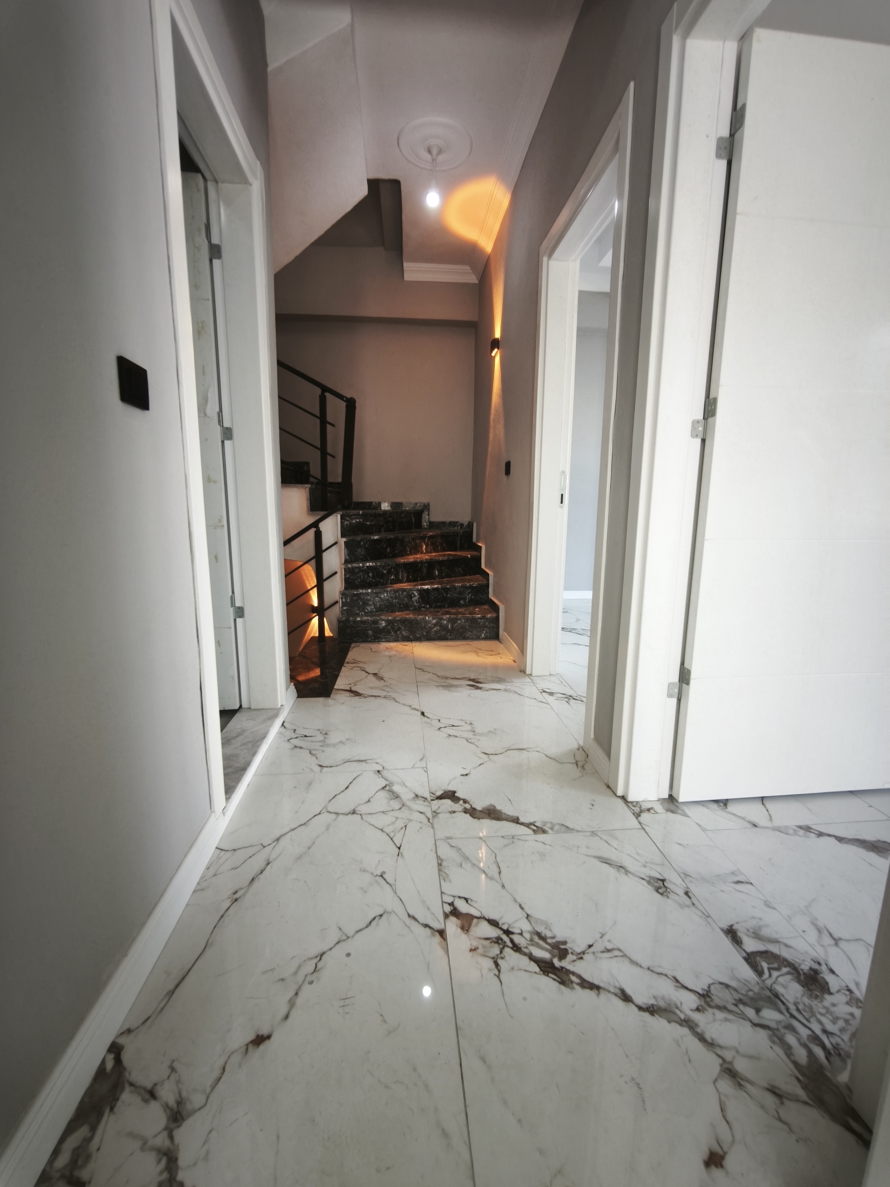 Kocaali Yalı 4+1 Sıfır Tripleks Villa