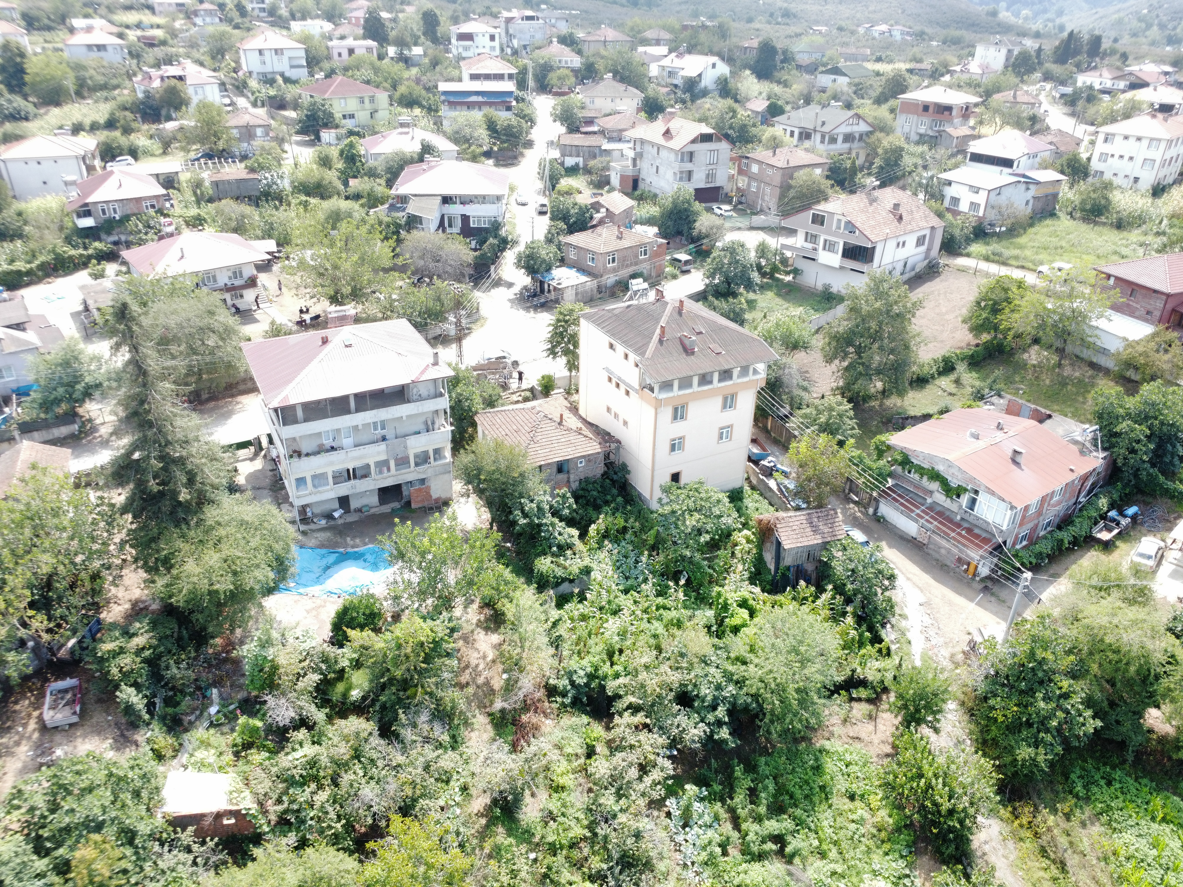 Karasu Kuyumcullu 402 m² Arsa İçinde Müstakil Ev