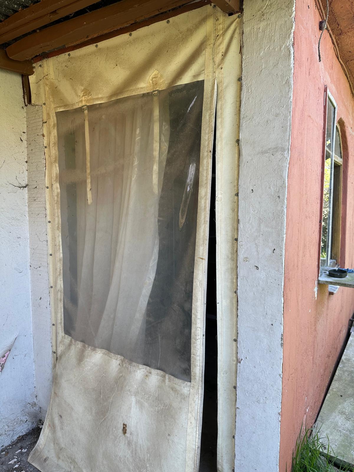 Söğütlü Yeniköy 1.276 m² İmarlı Arsa ve Müstakil Ev